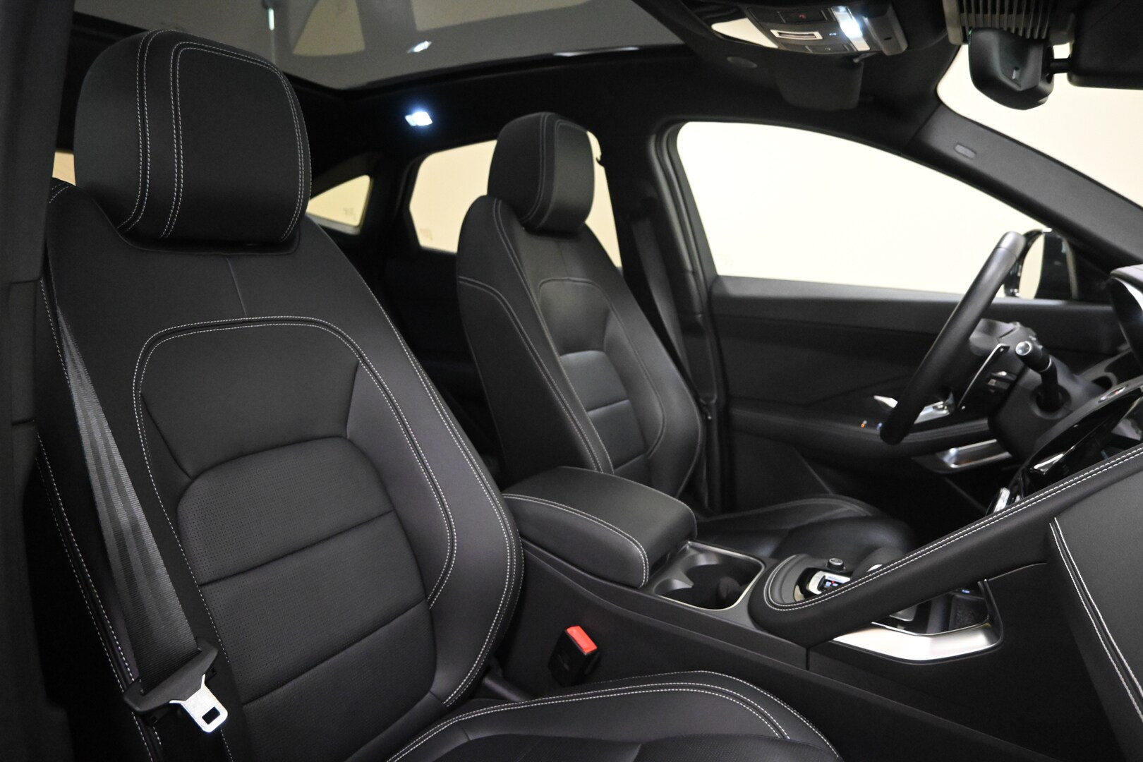 JAGUAR E-Pace (X540) E-Pace 1.5 I3 160 CV…