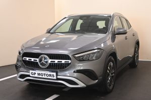 MERCEDES GLA (H247) GLA 180 d Automati…