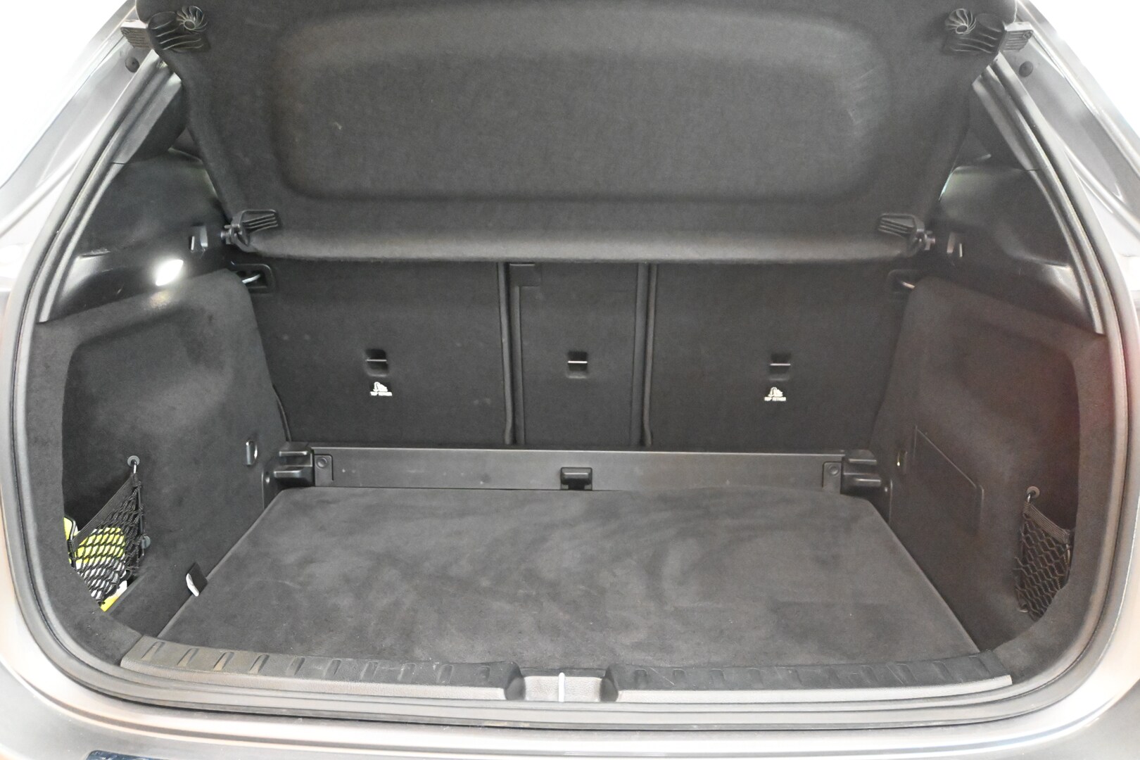 MERCEDES GLA (H247) GLA 180 d Automati…