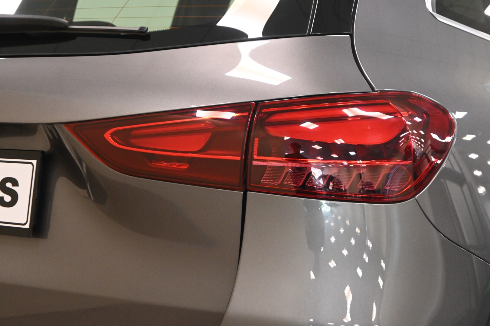 MERCEDES GLA (H247) GLA 180 d Automati…