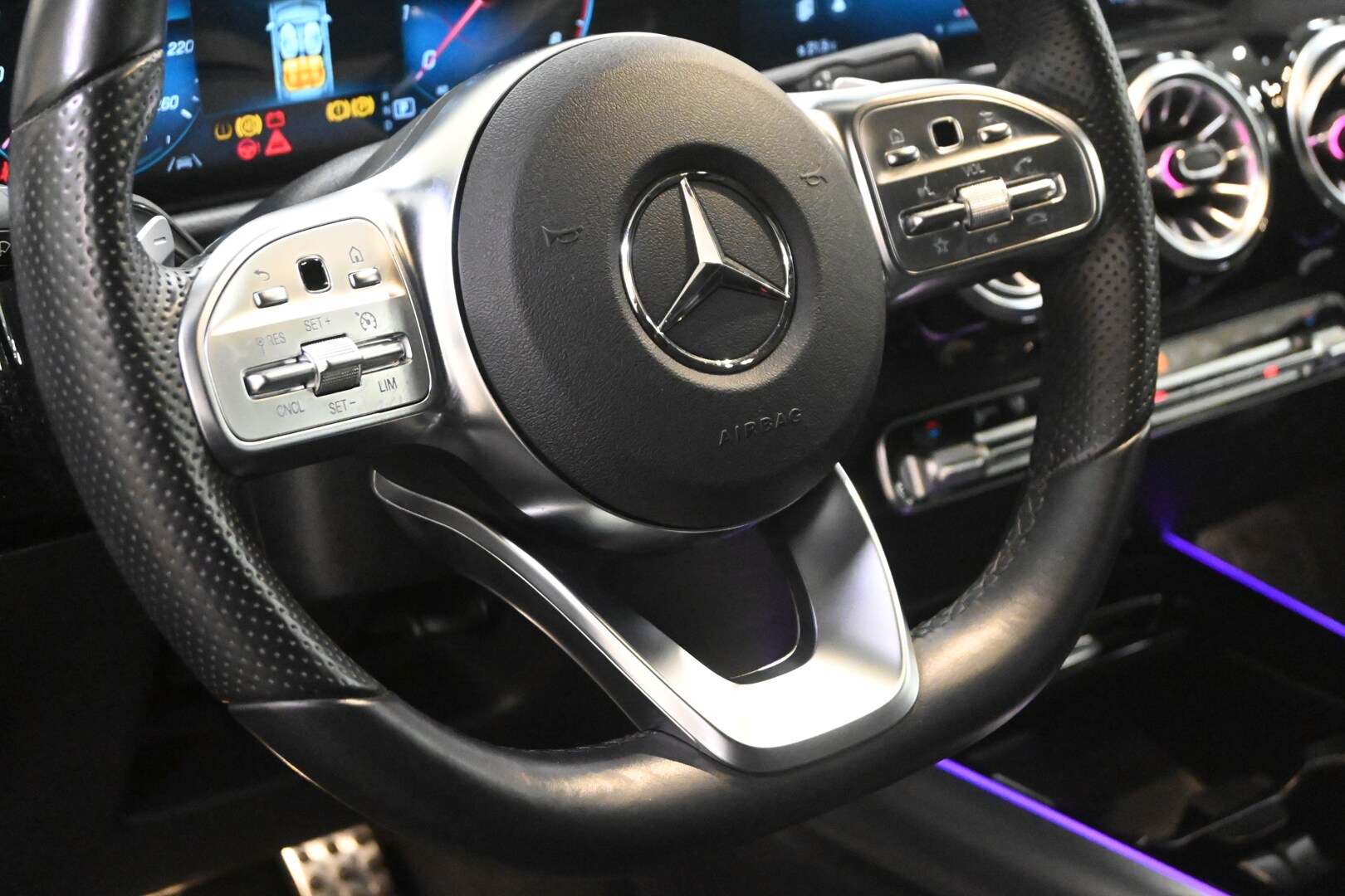 MERCEDES GLA (H247) GLA 250 Automatic …