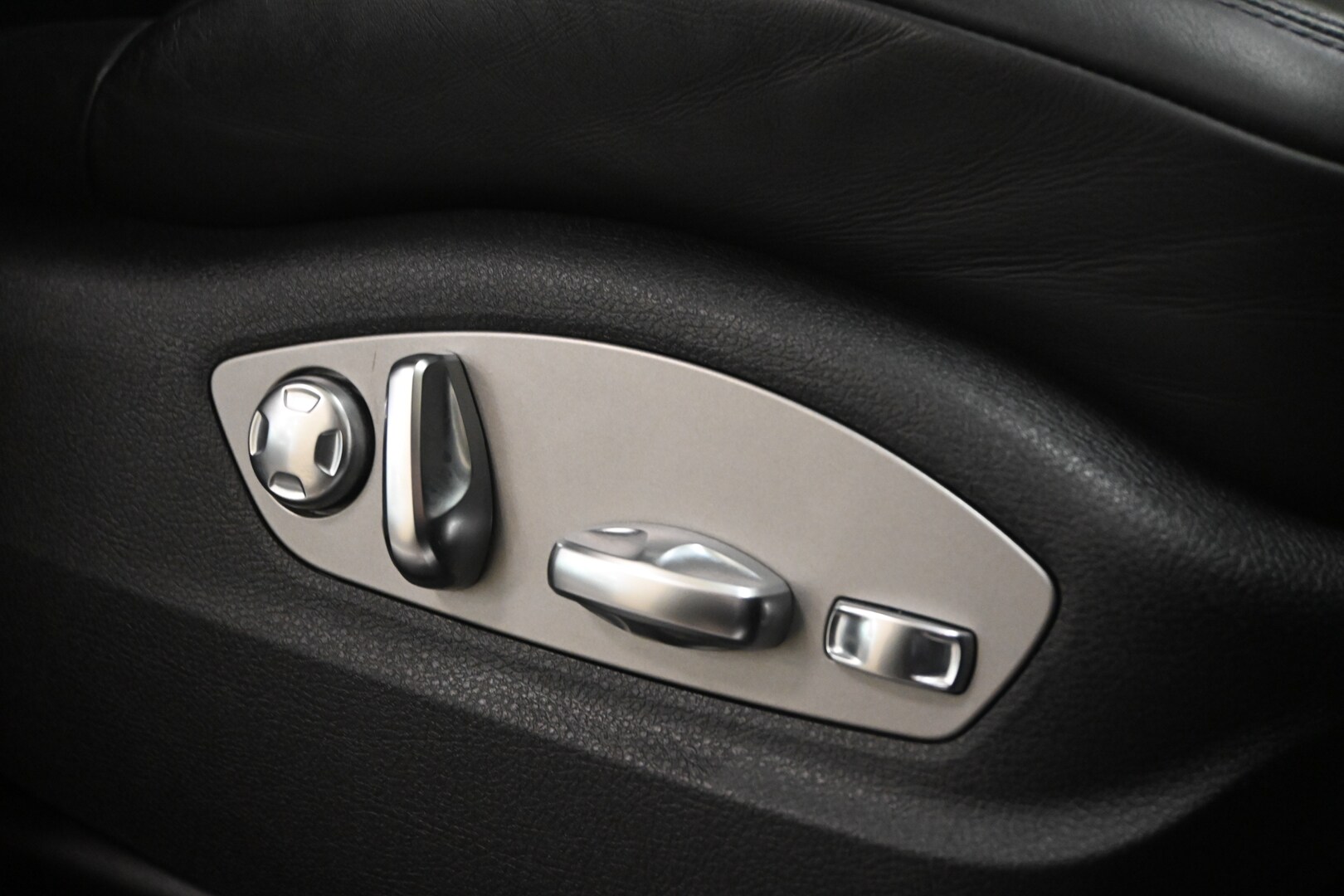 PORSCHE Macan 1ªs. ’13-’25 Macan 2.0