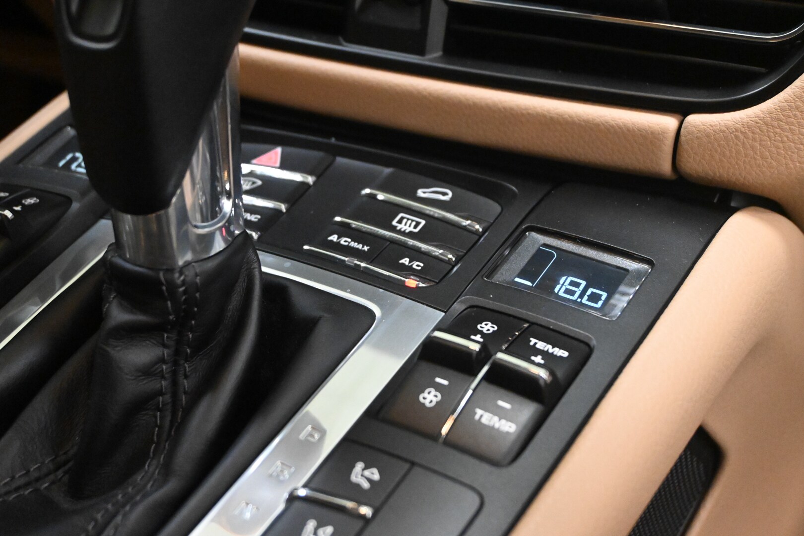 PORSCHE Macan 1ªs. ’13-’25 Macan 2.0