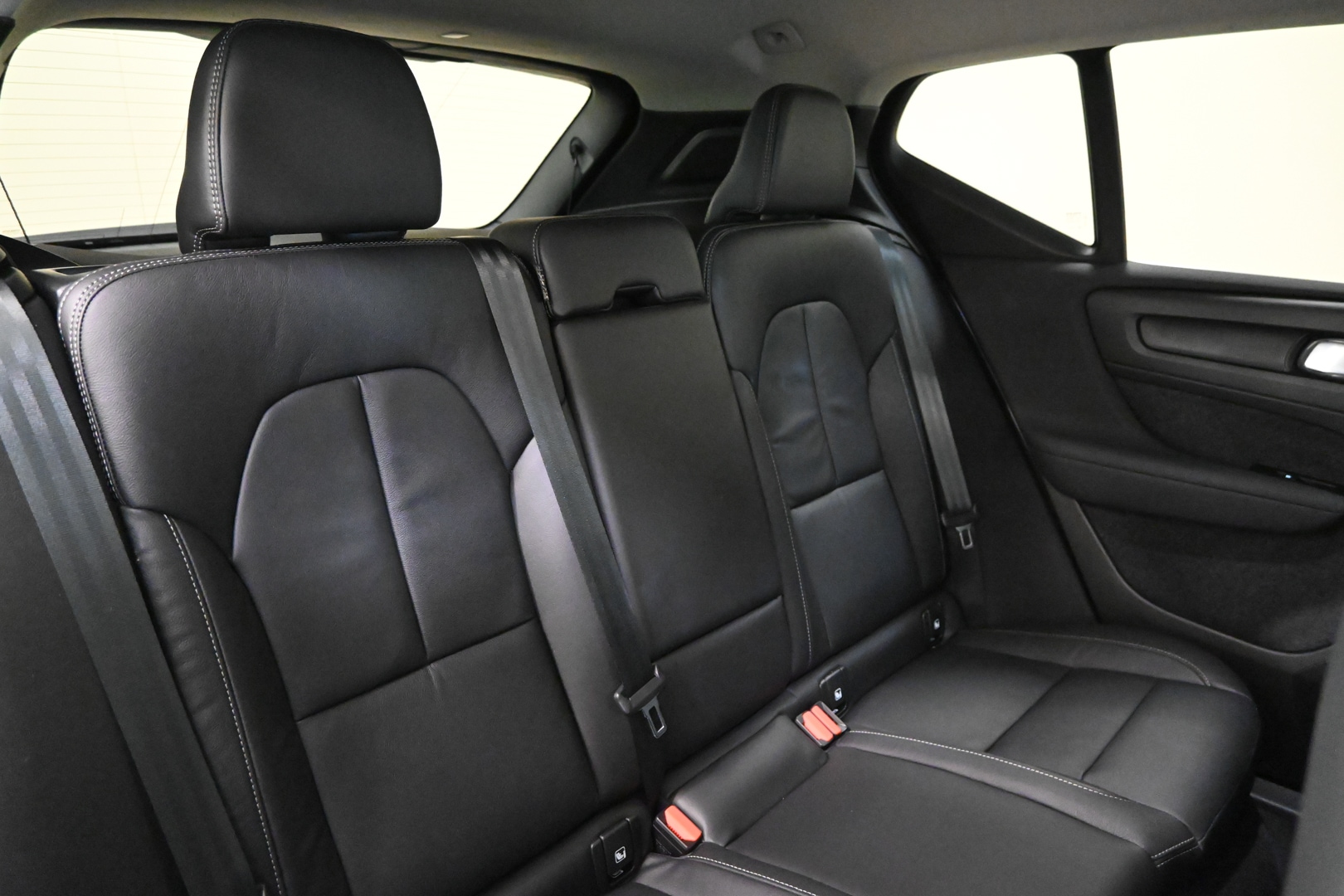 VOLVO XC40 (2017–>) XC40 T2 Geartronic Momentu…