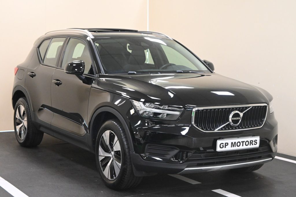 VOLVO XC40 (2017–>) XC40 T2 Momentum