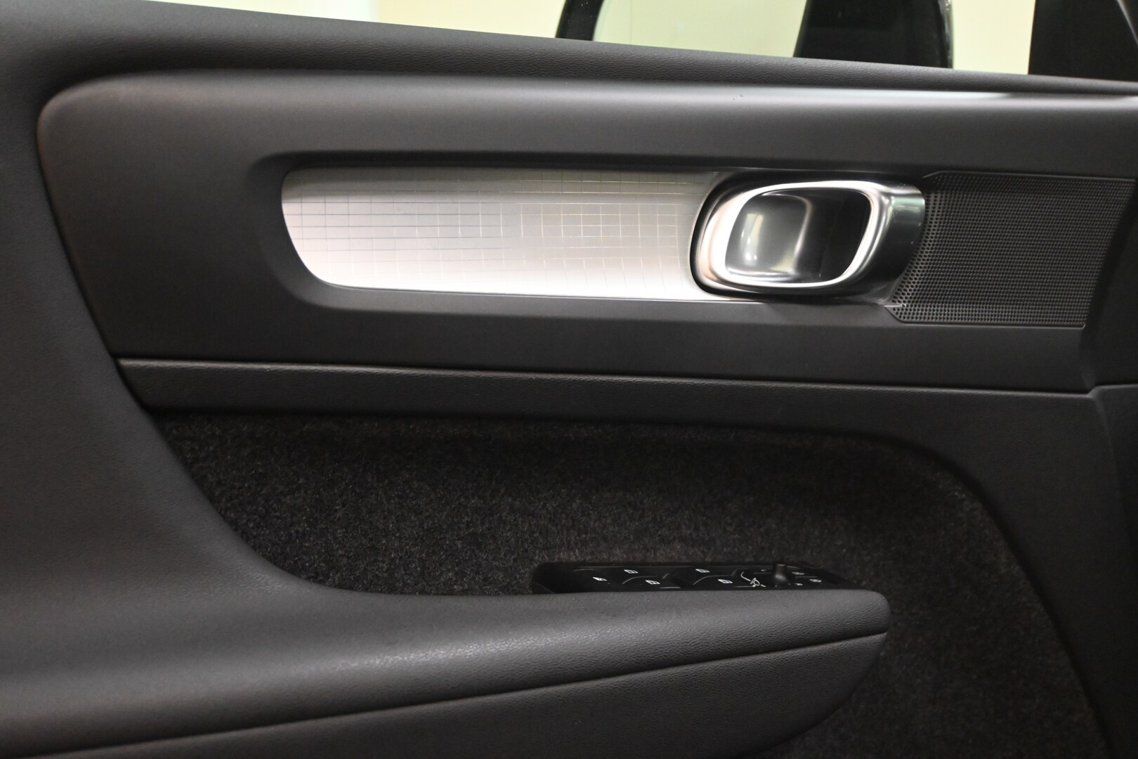 VOLVO XC40 (2017–>) XC40 T2 Momentum