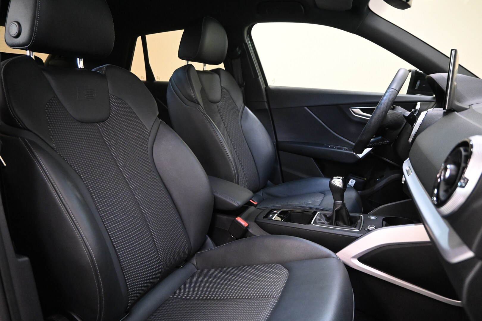 AUDI Q2 Q2 30 TDI S line Edition