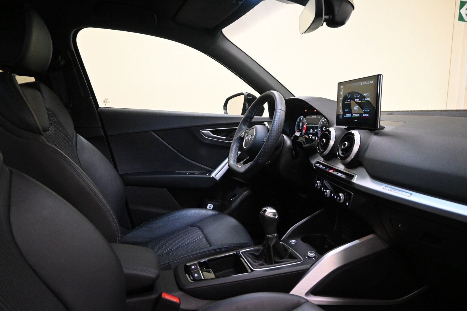 AUDI Q2 Q2 30 TDI S line Edition