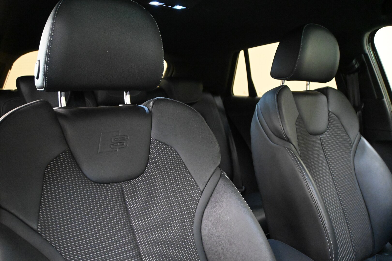 AUDI Q2 Q2 30 TDI S line Edition