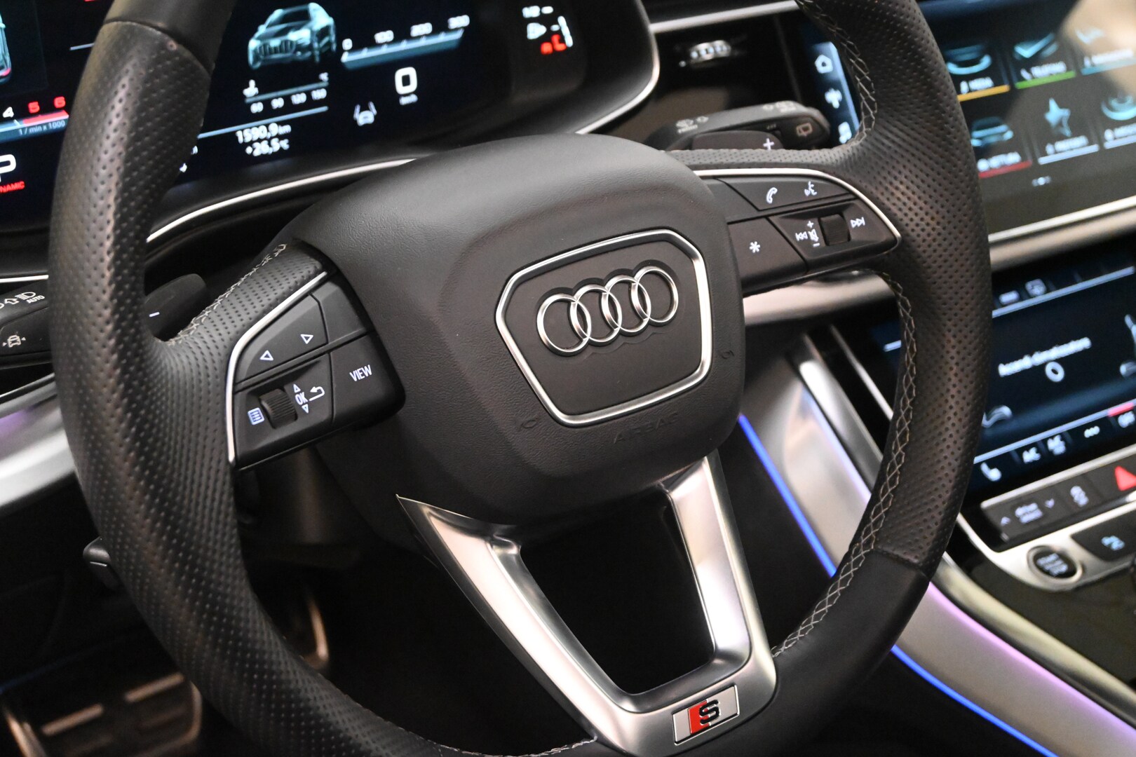 AUDI Q8 Q8 50 TDI 286 CV quattro tiptronic Sport