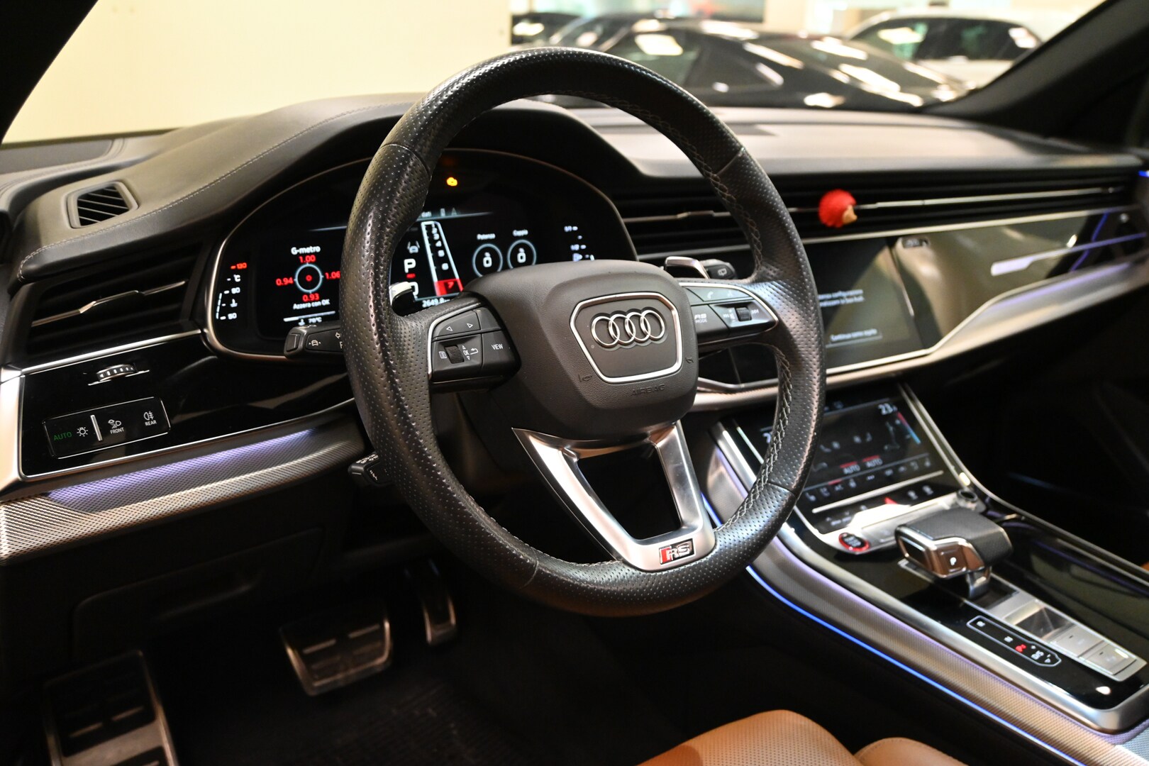 AUDI Q8 RS Q8 TFSI V8 quattro tiptronic