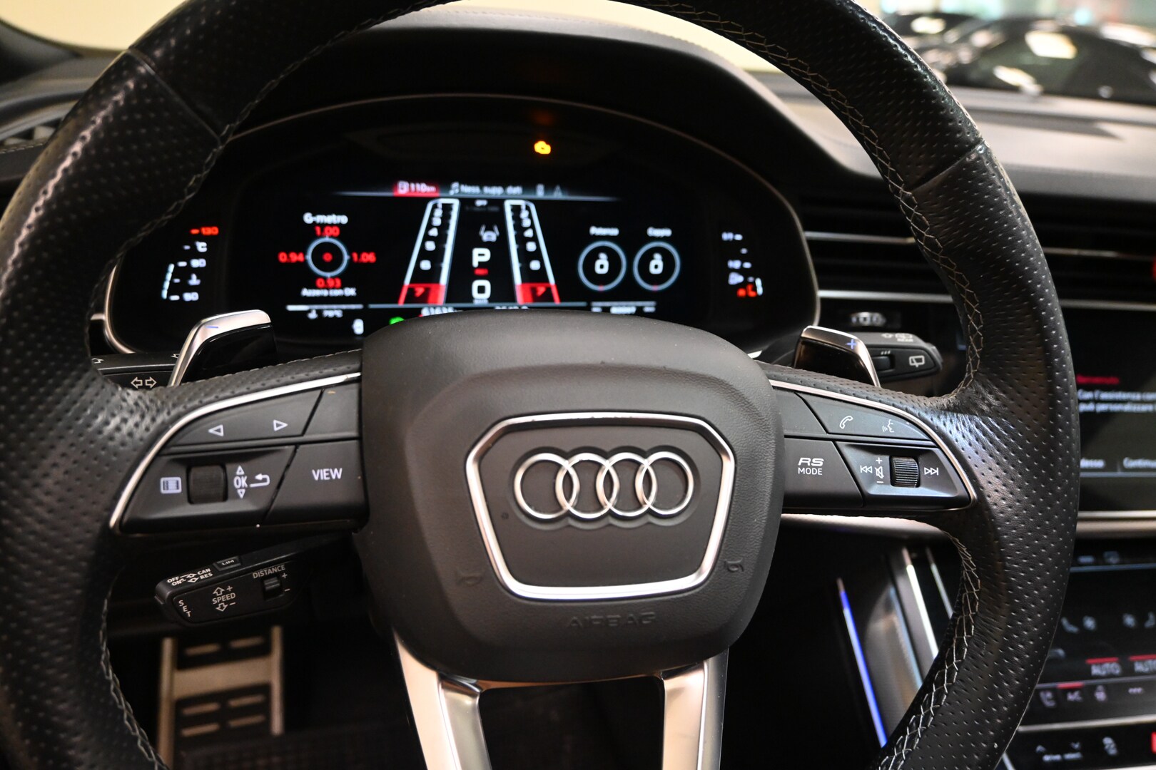 AUDI Q8 RS Q8 TFSI V8 quattro tiptronic