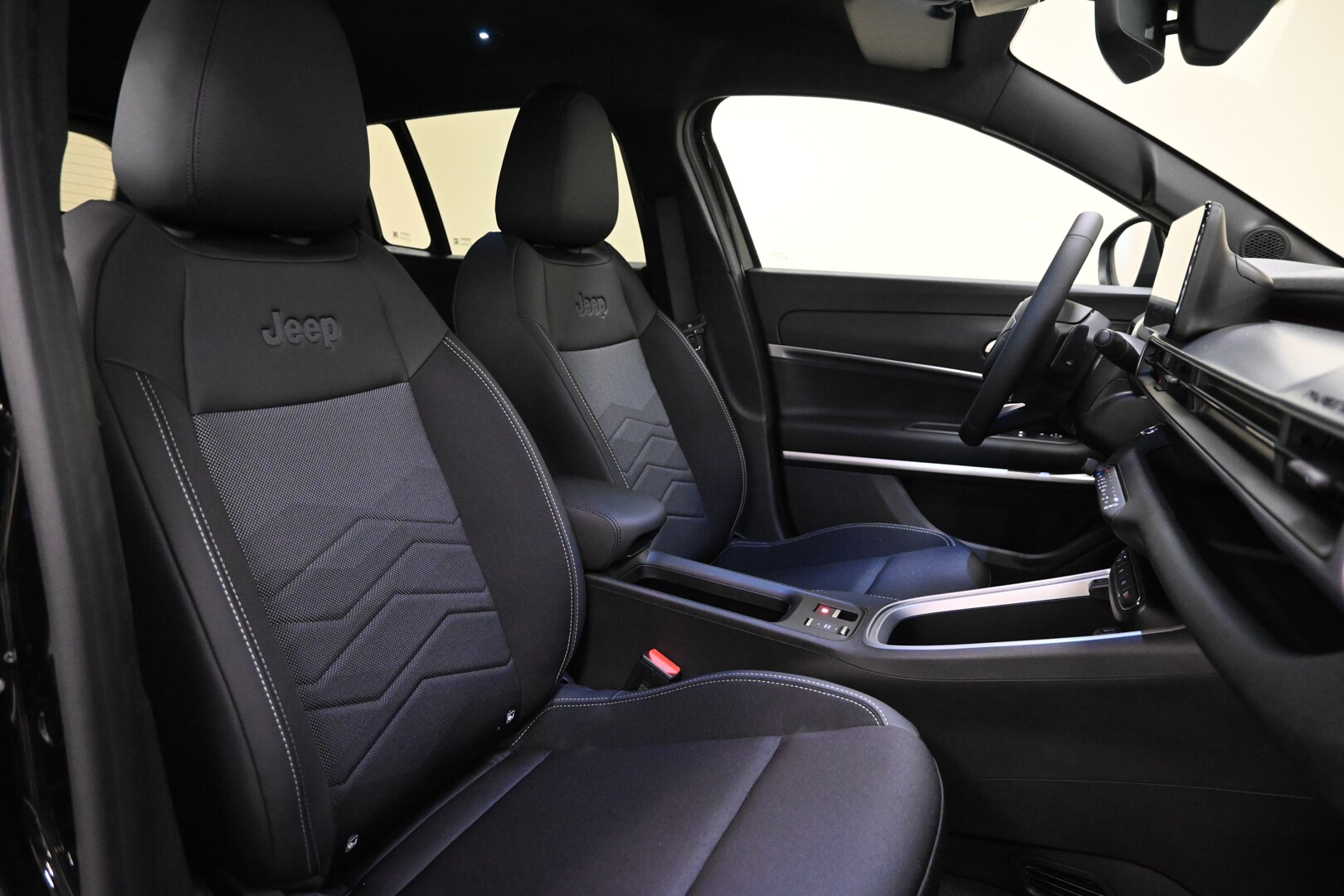 JEEP Avenger Avenger 1.2 Turbo 110 CV e-Hybrid …