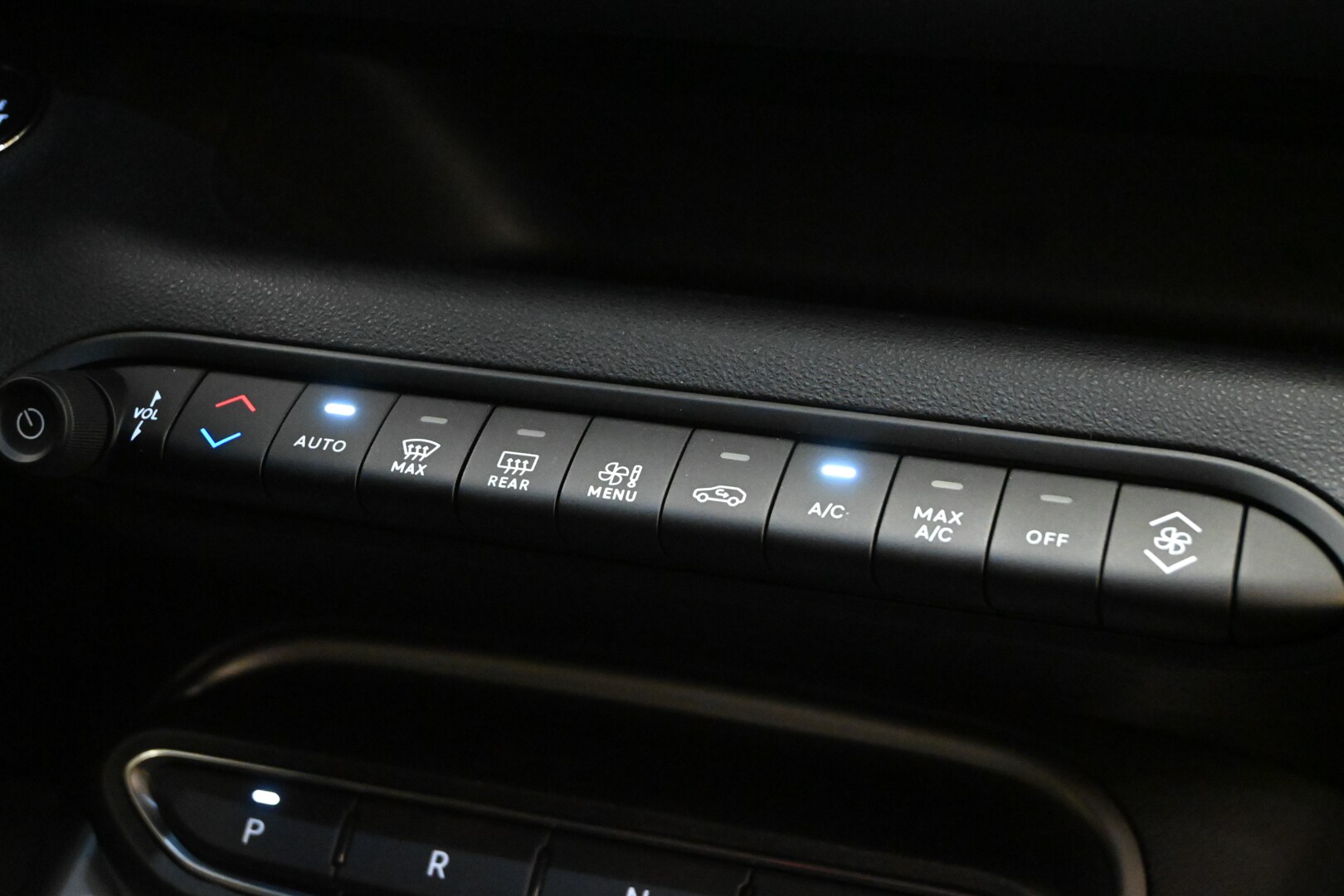 JEEP Avenger Avenger 1.2 Turbo 110 CV e-Hybrid …