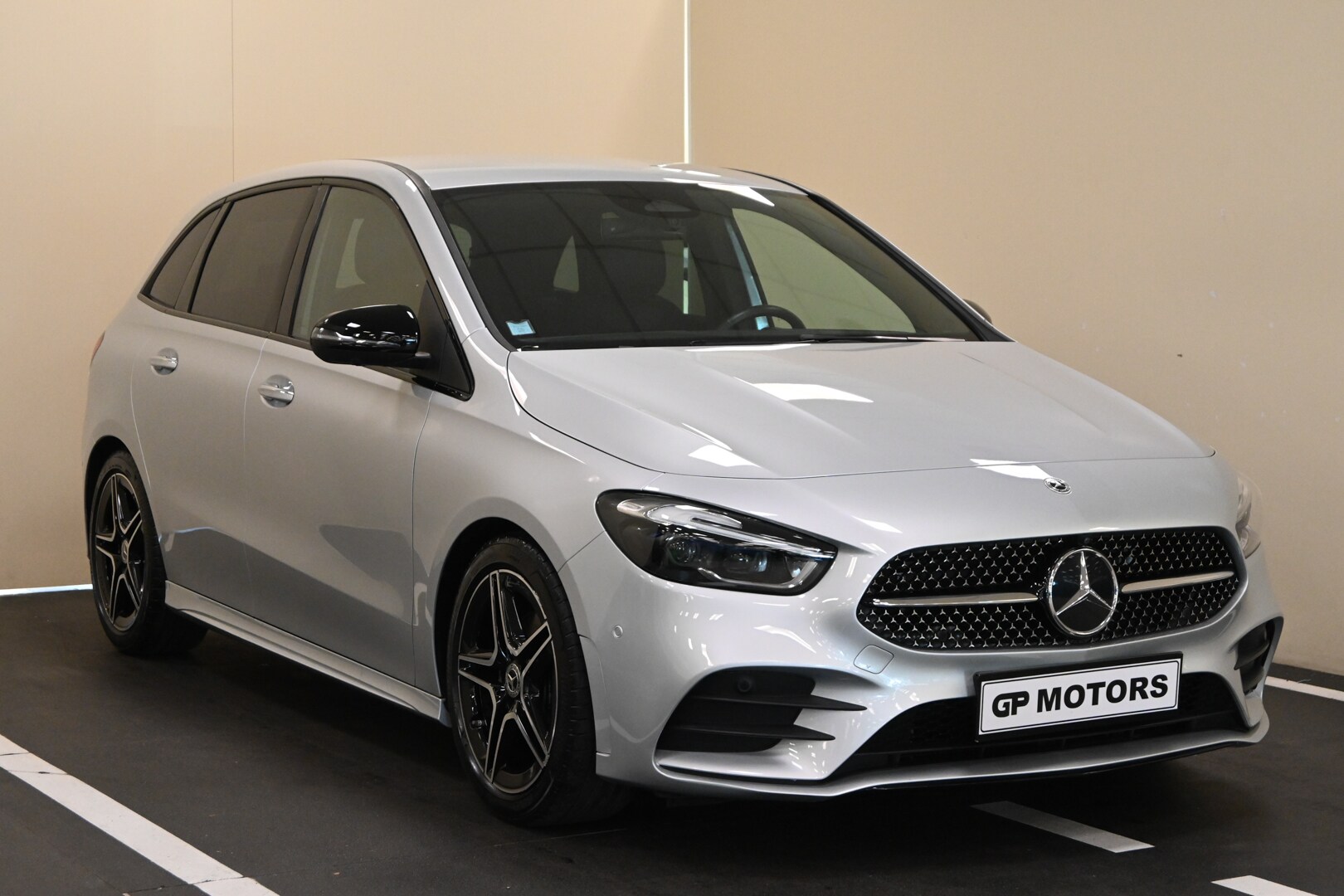 MERCEDES Classe B (W247) B 180 Automatic AM…