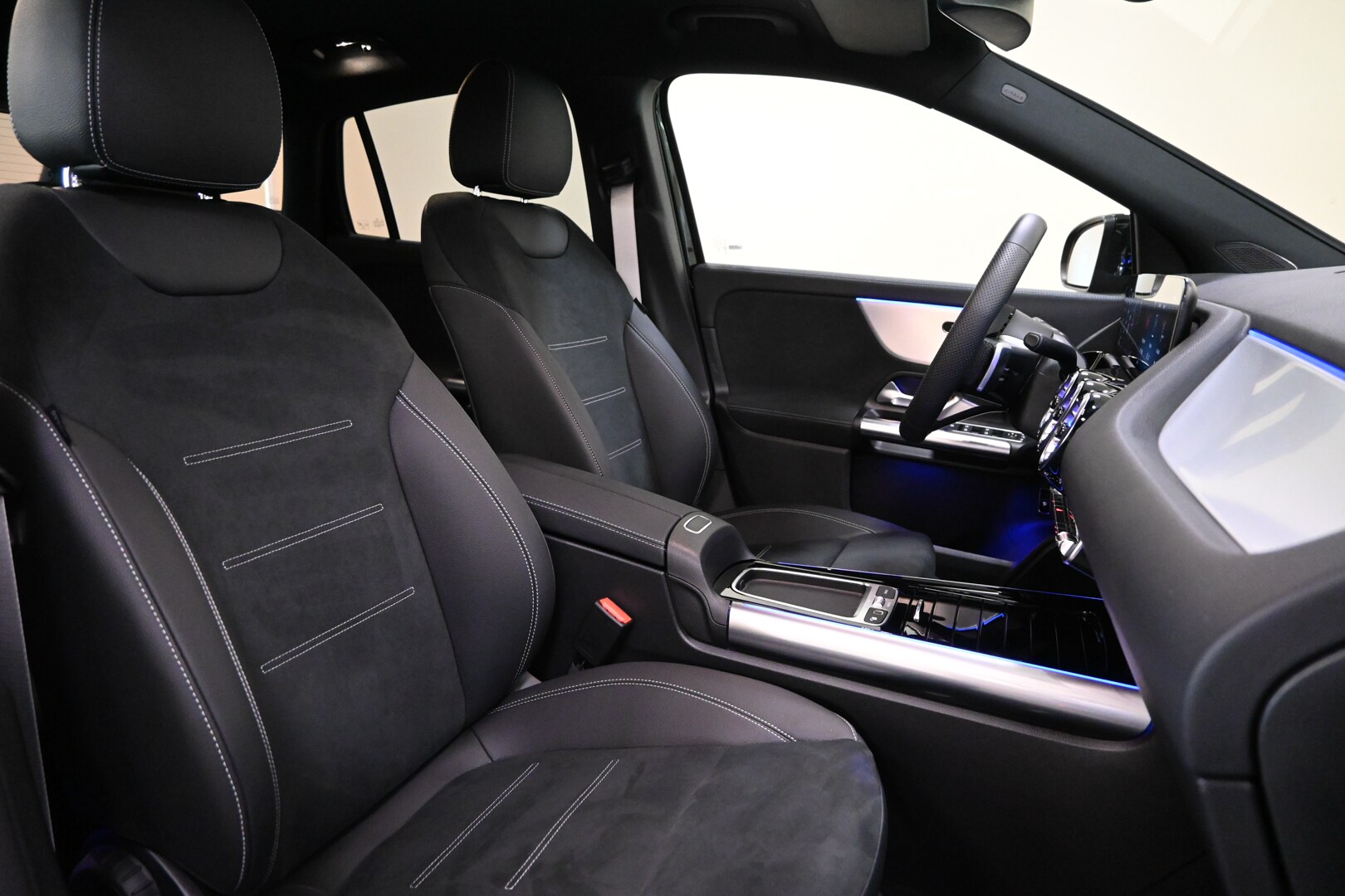 MERCEDES GLA (H247) GLA 200 d Automati…