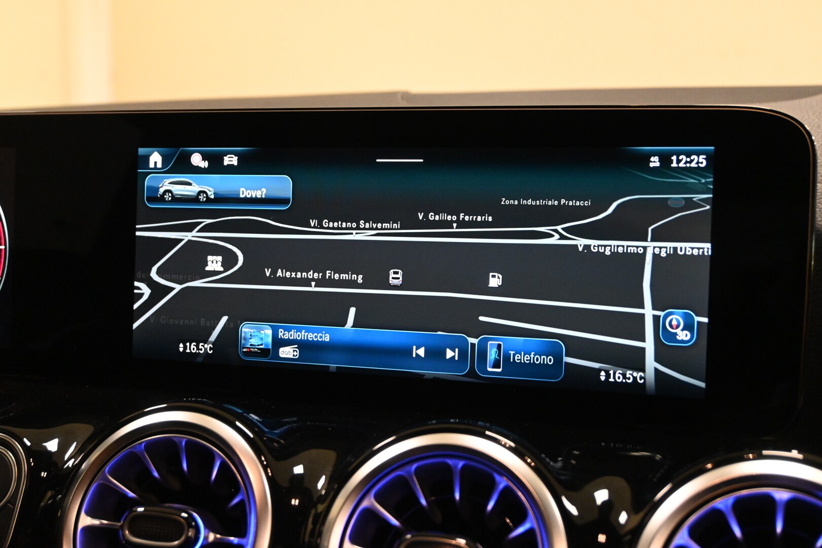 MERCEDES GLA (H247) GLA 200 d Automati…