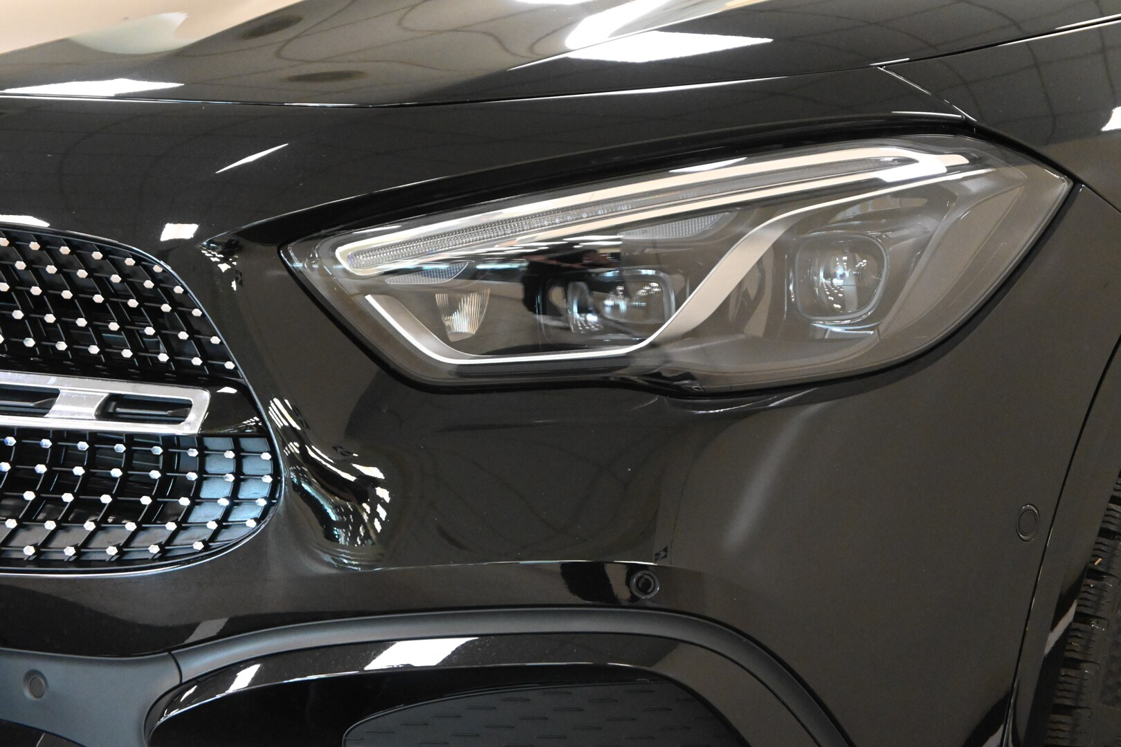 MERCEDES GLA (H247) GLA 200 d Automati…
