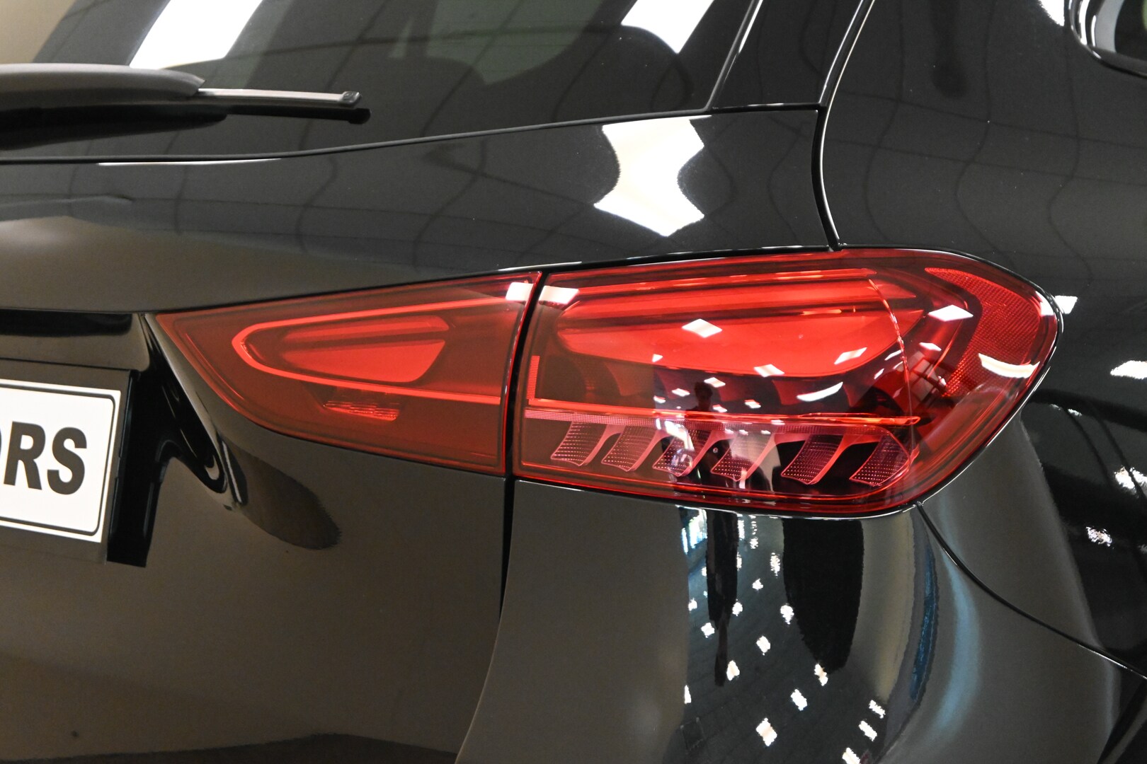 MERCEDES GLA (H247) GLA 200 d Automati…