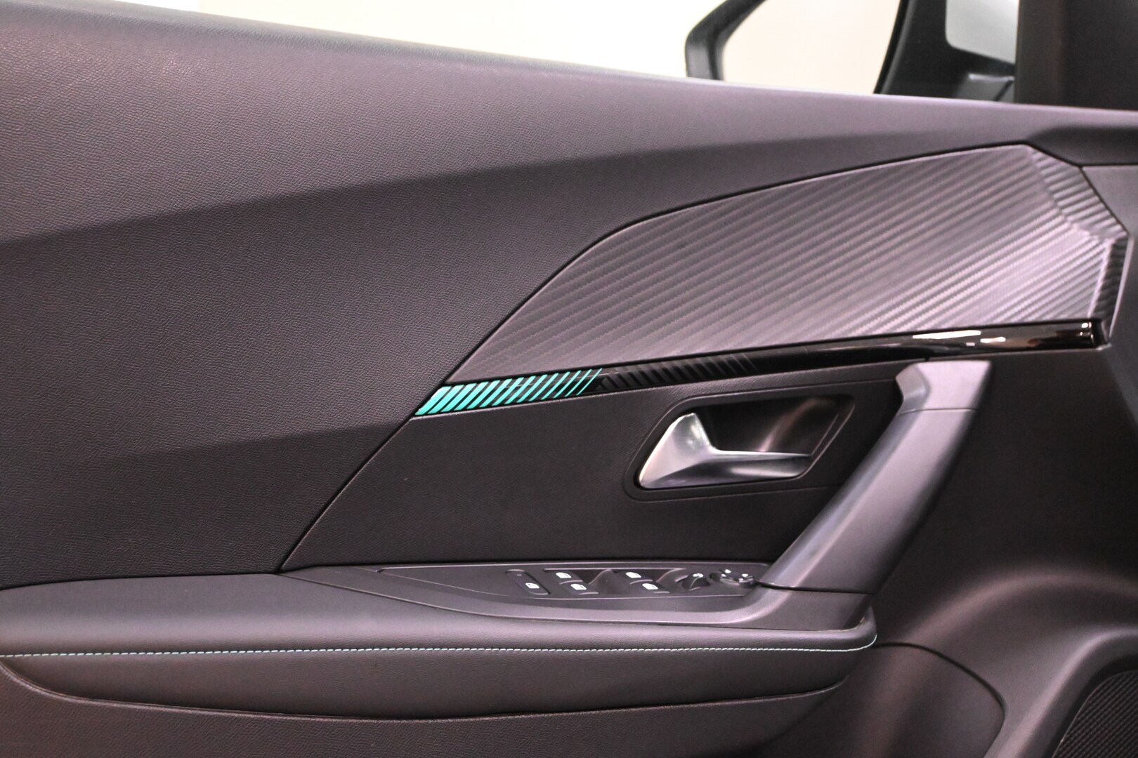 PEUGEOT 2008 2ª serie 2008 PureTech 130 S&S Al…