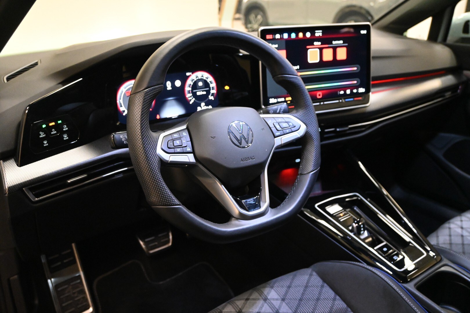 VOLKSWAGEN Golf 8ª serie Golf 2.0 TDI 150 CV D…